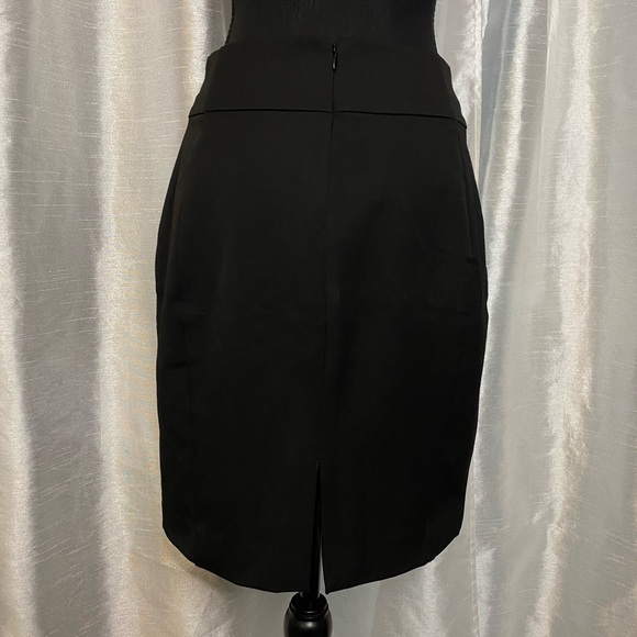 Express Casual Skirt NEW with Out Tag - Picture 3 of 4